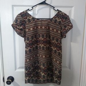 Patterned short sleeve blouse